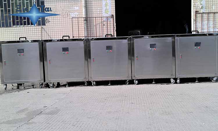 超聲細(xì)胞破碎機(jī)與超聲波清洗機(jī)的區(qū)別 超聲細(xì)胞破碎機(jī)與超聲波清洗機(jī)的區(qū)別