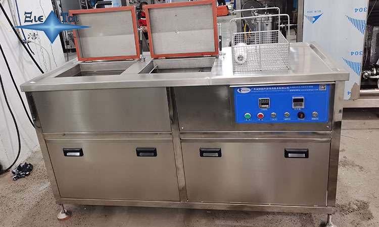 超聲波清洗機(jī)在化妝品行業(yè)的應(yīng)用及清潔衛(wèi)生保障