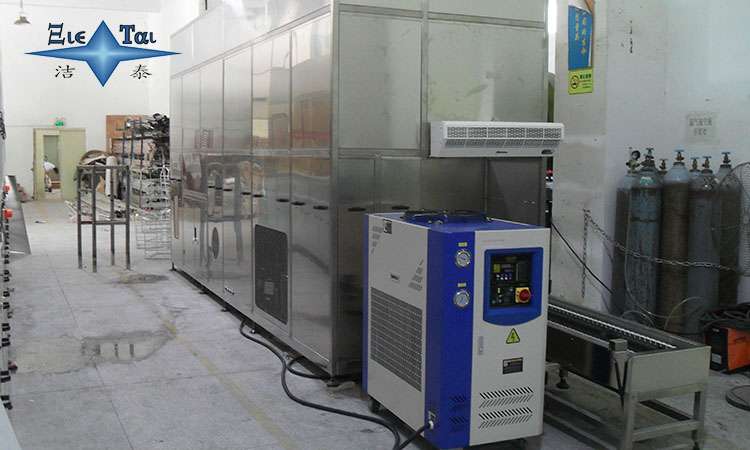 超聲波清洗機在清除化工管道內(nèi)壁沉積物和化學(xué)物質(zhì)中的應(yīng)用與優(yōu)勢